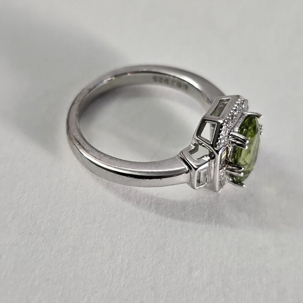 STERLING SILVER 925 Peridot Ring